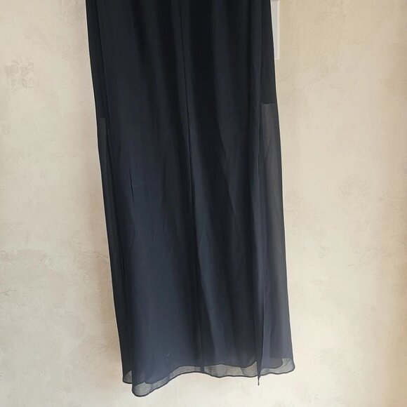 BCBGeneration Halter Style Black Polyester Sleeveless Lined Maxi Dress-Size: 2 - Picture 10 of 14